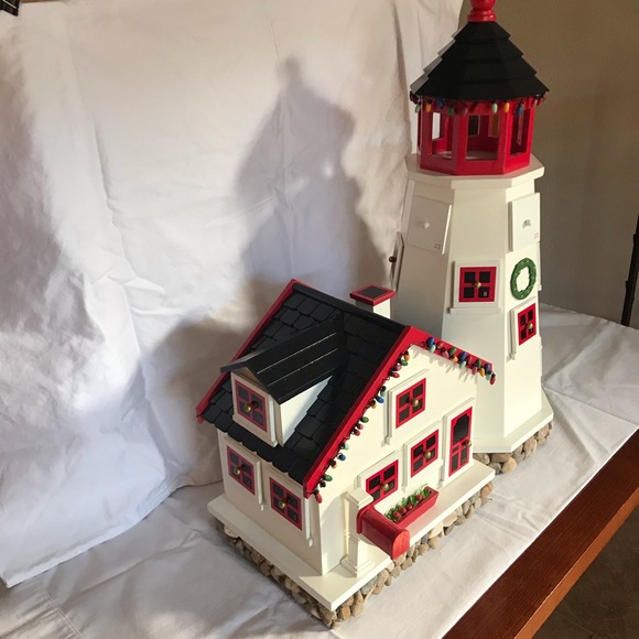 LLBean Lighthouse Advent Calendar - Picture 2 of 6